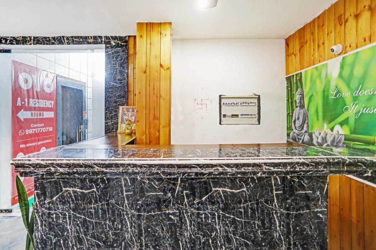 Oyo 81641 Collection O Hotel A1 Residency 뉴델리 외부 사진